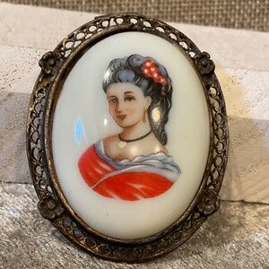 Vintage Lady in Red Hand Painted Porcelain Cameo Brooch / Pendant